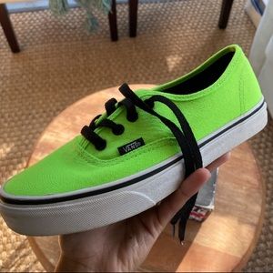 Bright Neon Lime Vans Ms 6 W’s 7.5